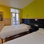 Izar Bat - Auto Check-in Pensjonat