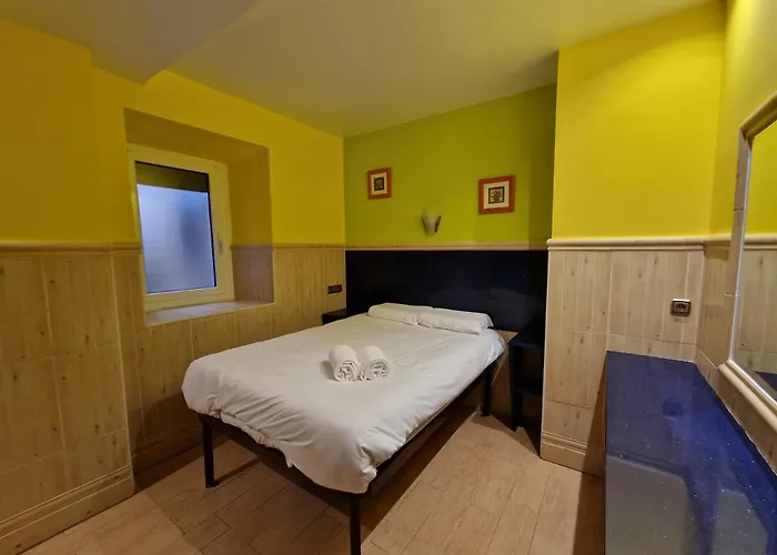 Guest house Izar Bat *