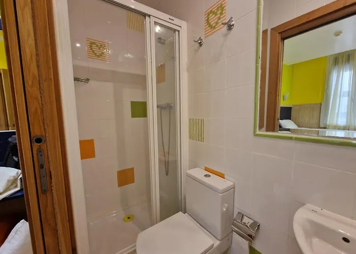 Izar Bat Guest house