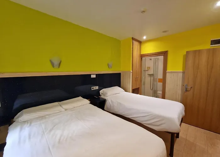 Pensjonat Izar Bat *