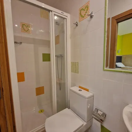 Izar Bat Guest house