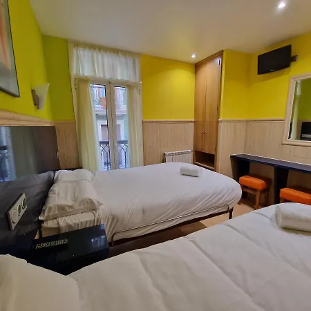 Guest house Izar Bat *